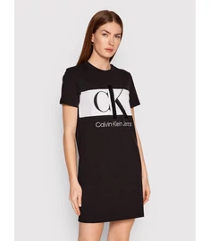 Ruhák, tunikák és overálok